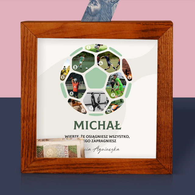 Fotokolaż: Piłka Nożna Kolaż Ze Zdjęć - Drewniana Skarbonka