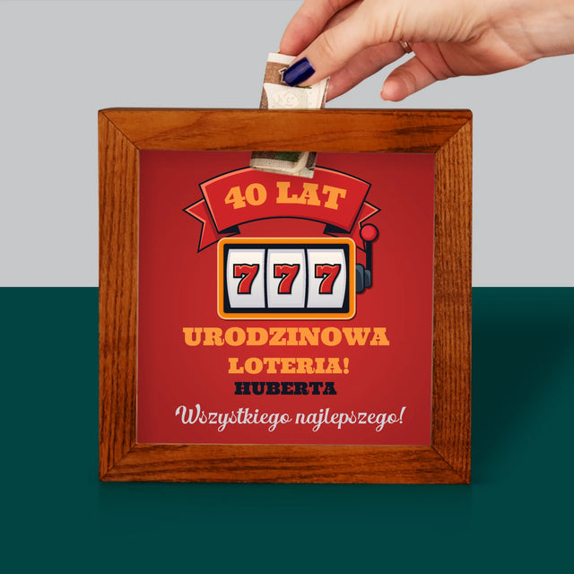 Imię I Podpis: Urodzinowa Loteria Jackpot - Drewniana Skarbonka