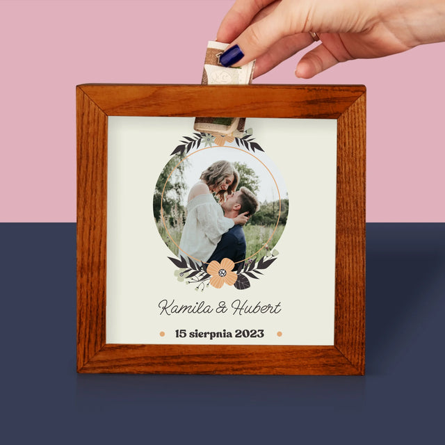 Zdjęcie I Podpis: Zakochani - Drewniana Skarbonka