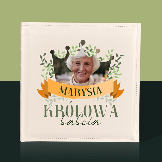 Zdjęcie i Podpis: Królowa Babcia - Album Na Zdjęcia