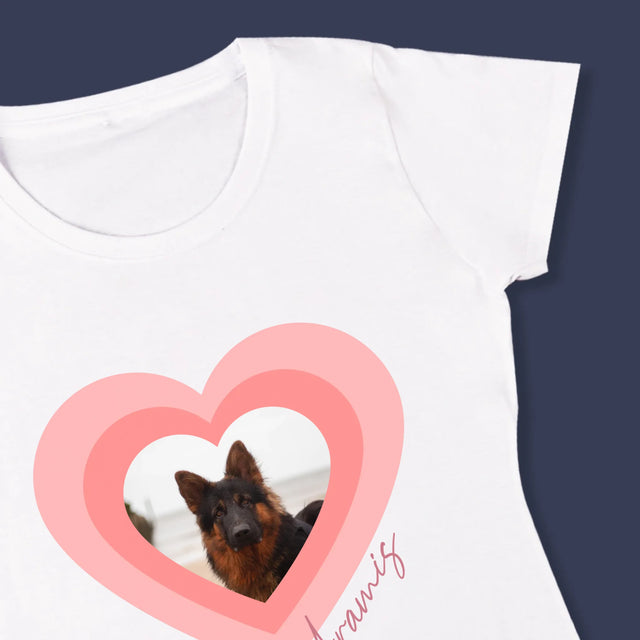 Zdjęcie i Podpis: Zdjęcie Pupila w Sercu - Koszulka Damska z Nadrukiem