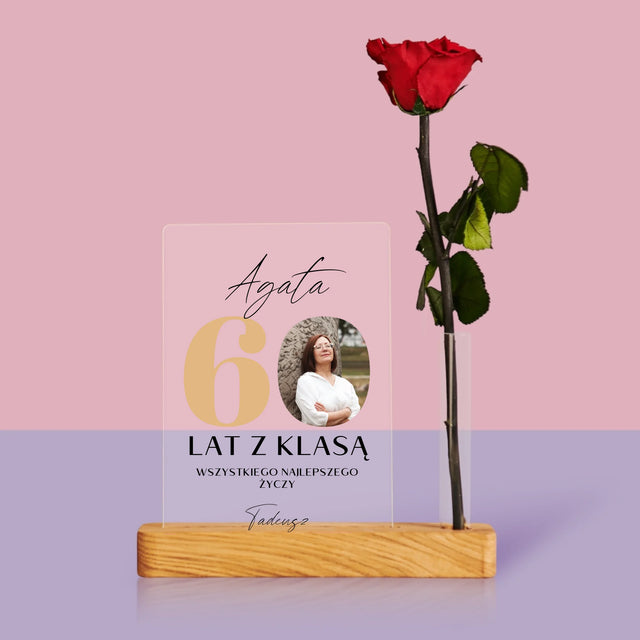 Zdjęcie i Podpis: 60 Lat z Klasą - Wydruk Na Szkle Akrylowym z Różą