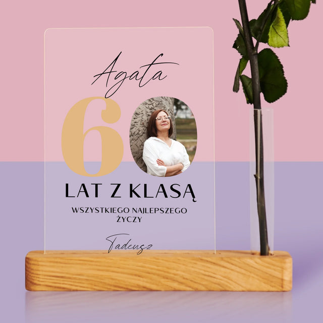 Zdjęcie i Podpis: 60 Lat z Klasą - Wydruk Na Szkle Akrylowym z Różą