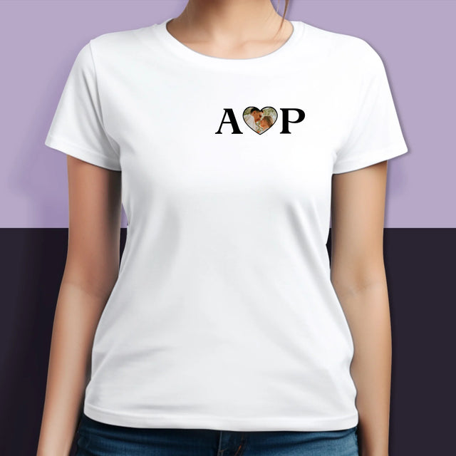 Zdjęcie I Podpis: Wasze Inicjały Z Sercem - Koszulki Dla Par