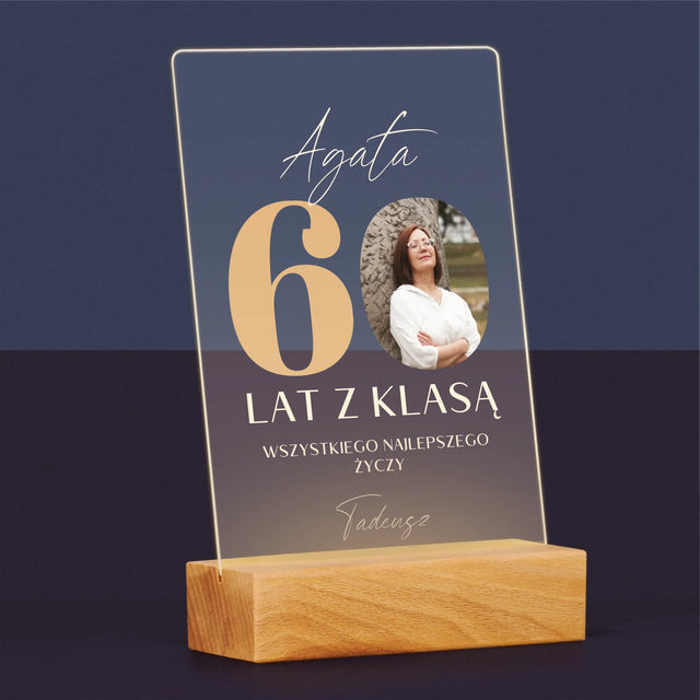 Zdjęcie i Podpis: 60 Lat z Klasą - Wydruk Na Szkle Akrylowym