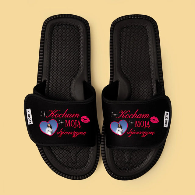 Fotokolaż: Kocham Moją Dziewczynę - Klapki Kubota