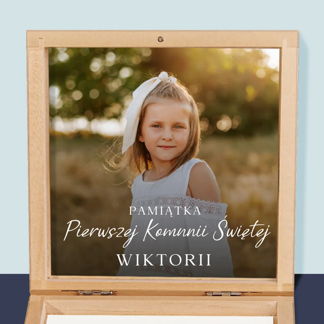 Zdjęcie i Podpis: Komunia - Różaniec w Pudełku
