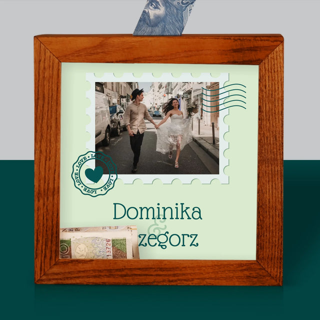 Zdjęcie I Podpis: Ślubna Pocztówka - Drewniana Skarbonka