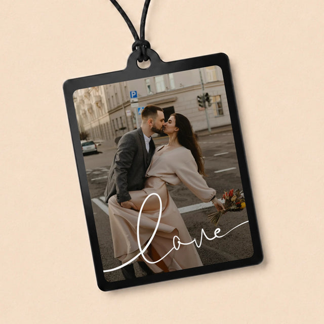 Zdjęcie: Love Napis - Zawieszka Do Samochodu