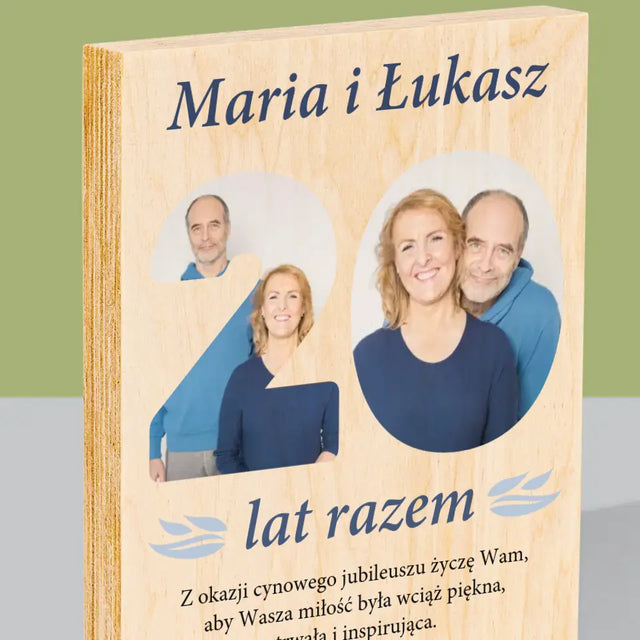 Słowo Ze Zdjęć: 20 Lat Razem - Wydruk Na Drewnie