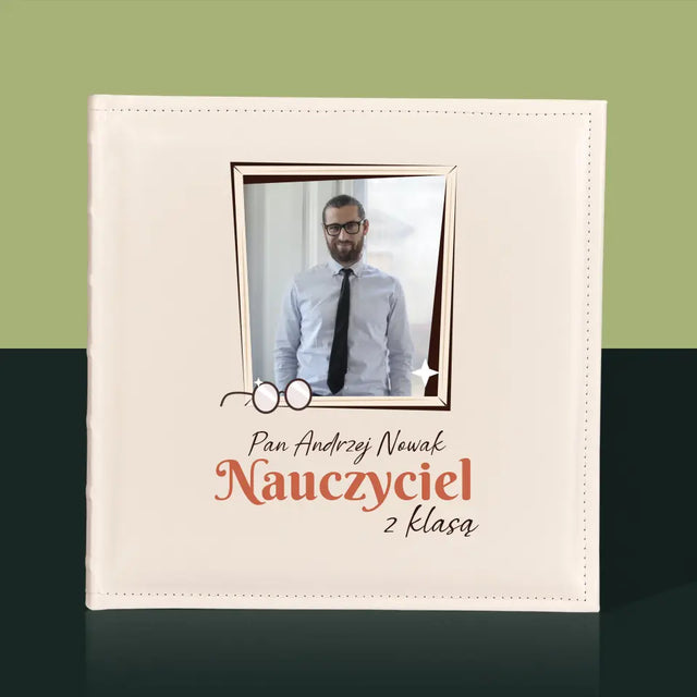 Zdjęcie i Podpis: Nauczyciel z Klasą - Album Na Zdjęcia