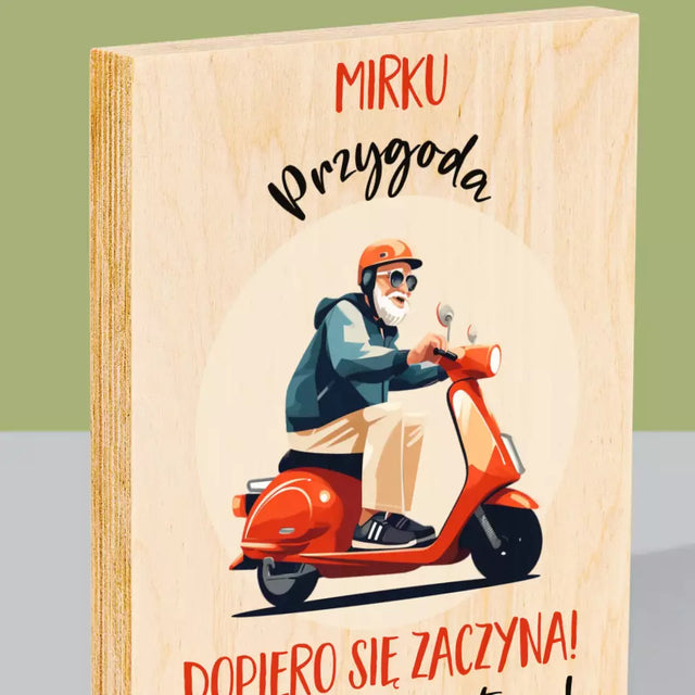 Imię i Podpis: Przygoda Dopiero Się Zaczyna - Wydruk Na Drewnie