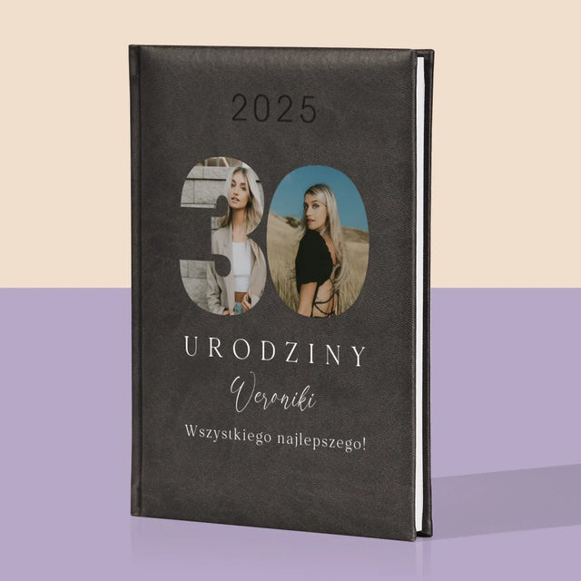 Słowo Ze Zdjęć: 30 Urodziny Podpis - Kalendarz Książkowy