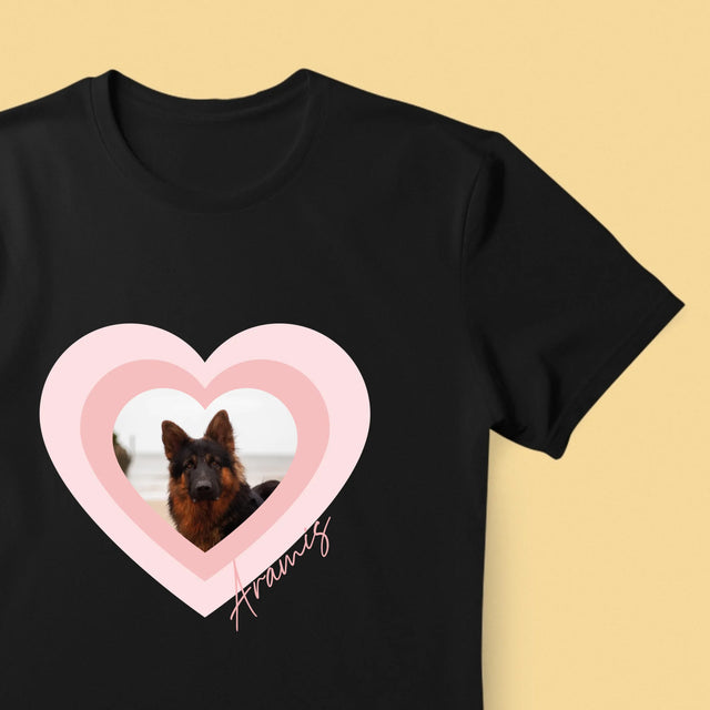 Zdjęcie i Podpis: Zdjęcie Pupila w Sercu - Koszulka Męska z Nadrukiem