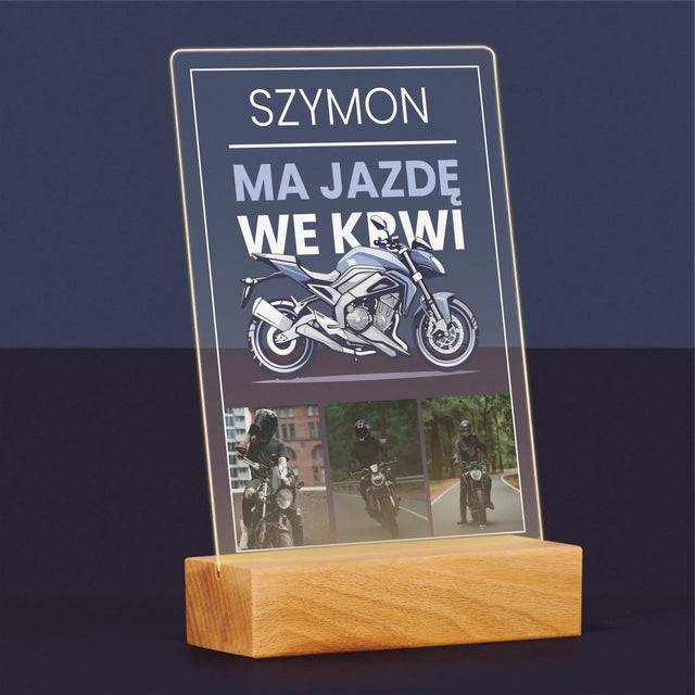 Fotokolaż: Ma Jazdę We Krwi - Wydruk Na Szkle Akrylowym