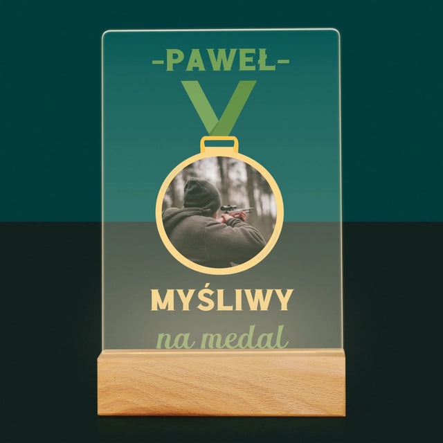 Zdjęcie I Podpis: Myśliwy Na Medal - Wydruk Na Szkle Akrylowym