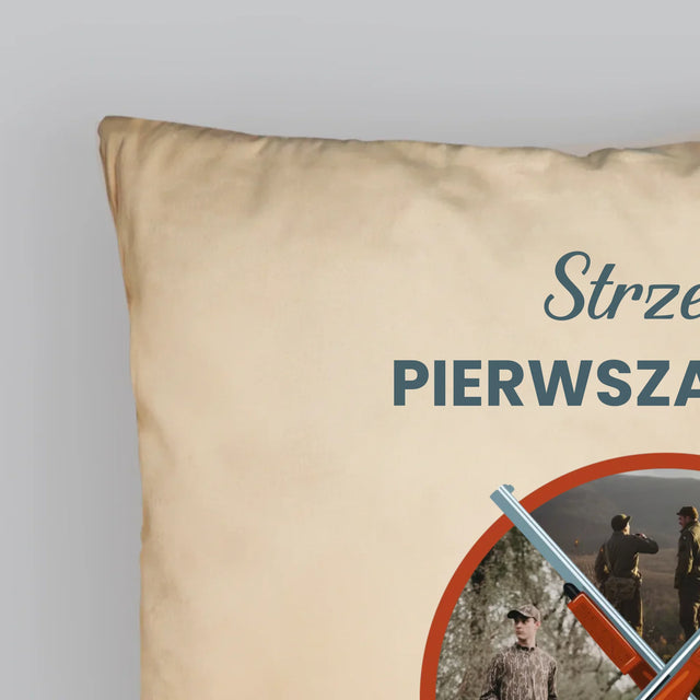 Fotokolaż: Strzelec Pierwsza Klasa - Poduszka z Nadrukiem