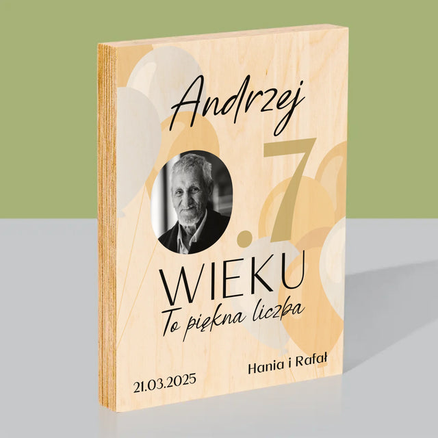 Zdjęcie I Podpis: 0.7 Wieku - Wydruk Na Drewnie