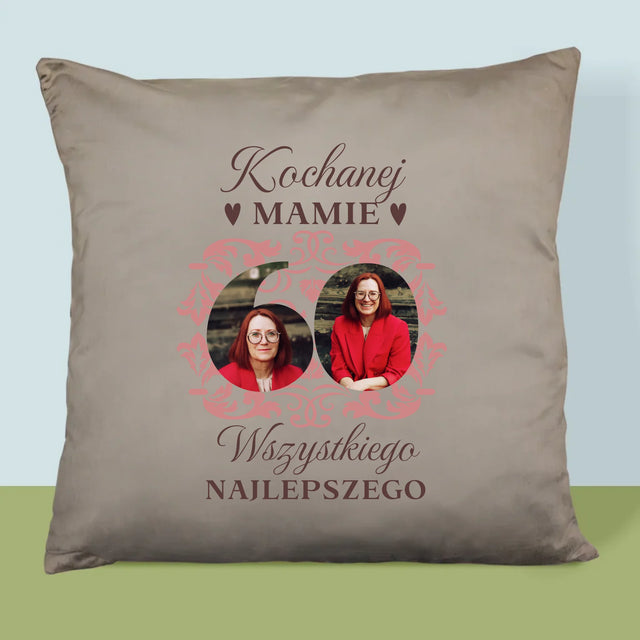 Słowo Ze Zdjęć: Kochanej Mamie z Okazji 60 Urodzin - Poduszka z Nadrukiem