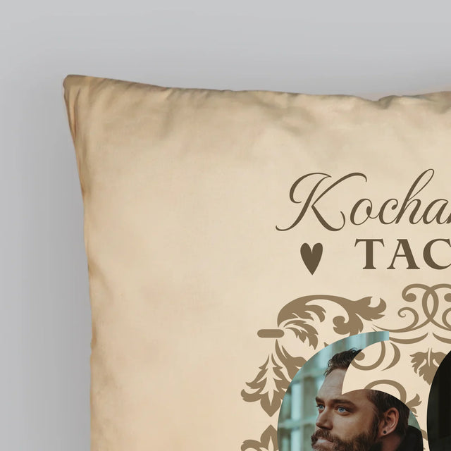 Słowo Ze Zdjęć: Kochanemu Tacie z Okazji 60 Urodzin - Poduszka z Nadrukiem