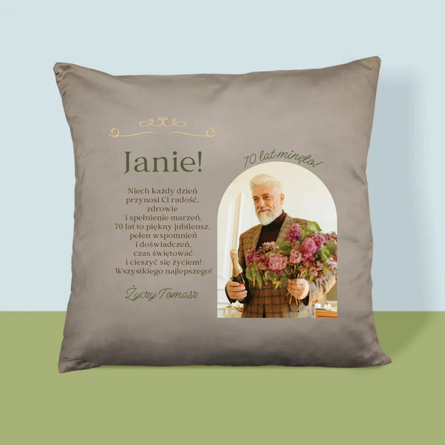 Zdjęcie I Podpis: 70 Lat Minęło - Poduszka z Nadrukiem