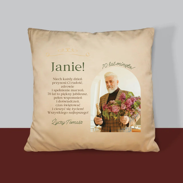 Zdjęcie I Podpis: 70 Lat Minęło - Poduszka z Nadrukiem