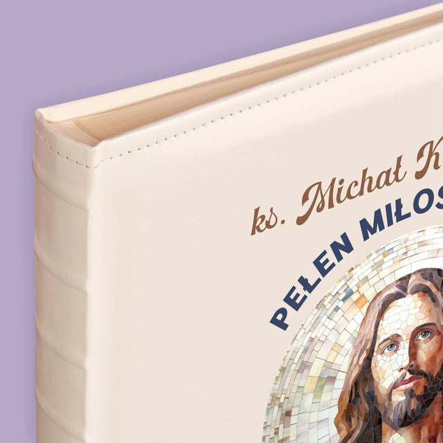Imię i Podpis: Ksiądz Pełen Miłosierdzia - Album Na Zdjęcia