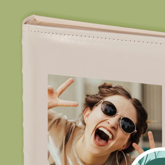 Fotokolaż: Kwiecisty Monogram - Album Na Zdjęcia