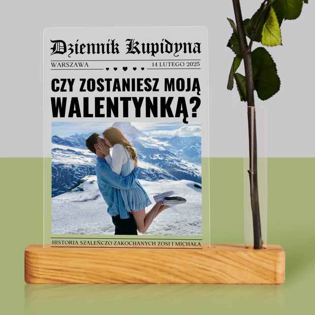 Okładka Magazynu: Walentynkowa Gazeta - Wydruk Na Szkle Akrylowym z Różą