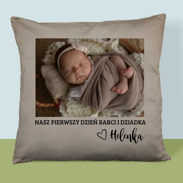 Zdjęcie i Podpis: Pierwszy Dzień Babci i Dziadka - Poduszka z Nadrukiem