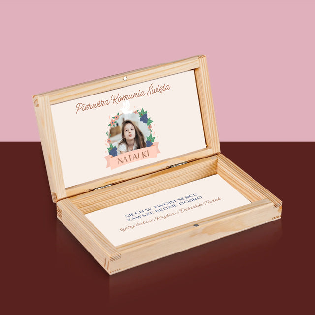 Zdjęcie i Podpis: Dobro w Sercu Komunia - Drewniane Pudełko Na Pieniądze