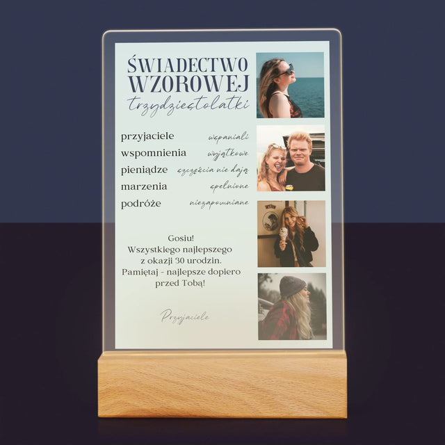Fotokolaż: Świadectwo Wzorowej Trzydziestolatki - Wydruk Na Szkle Akrylowym