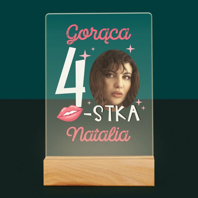 Zdjęcie I Podpis: Gorąca 40-Stka - Wydruk Na Szkle Akrylowym
