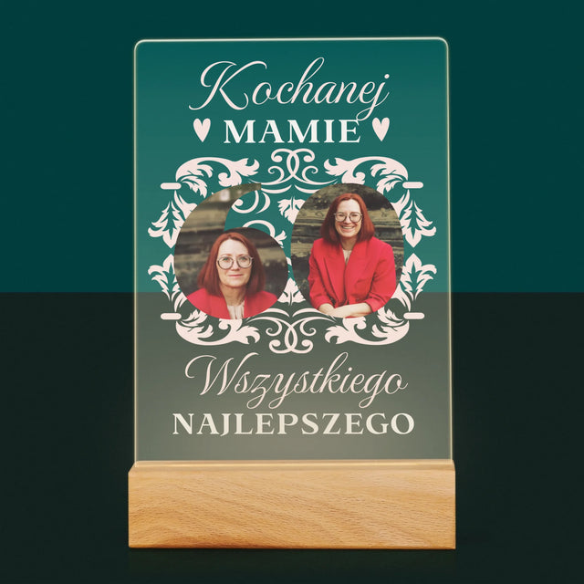 Słowo Ze Zdjęć: Kochanej Mamie z Okazji 60 Urodzin - Wydruk Na Szkle Akrylowym