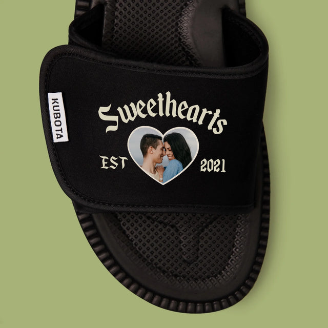 Zdjęcie i Podpis: Sweethearts - Klapki Kubota