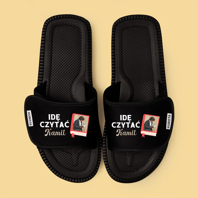 Zdjęcie i Podpis: Idę Czytać - Klapki Kubota