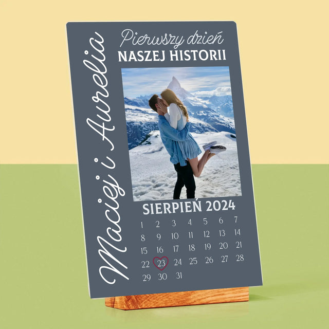 Zdjęcie i Podpis: Pierwszy Dzień Naszej Historii - Wydruk Na Szkle Akrylowym